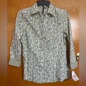 NEW Cathy Daniels 3/4 Sleeve Mallard Green Paisley Printed Shirt. Women’s Small